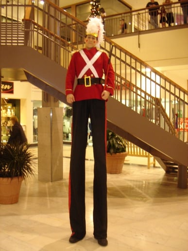 Gallery photo 8 of Mister Legs