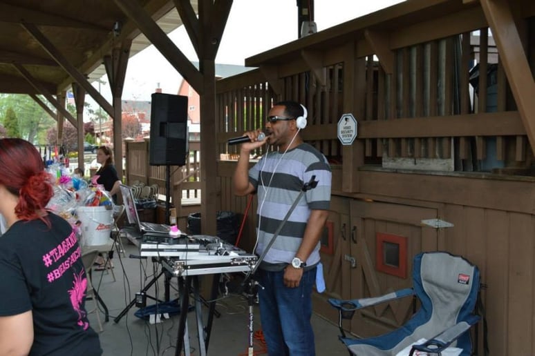 Gallery photo 2 of 1 Outstanding Event Planning DJ R-Boogie