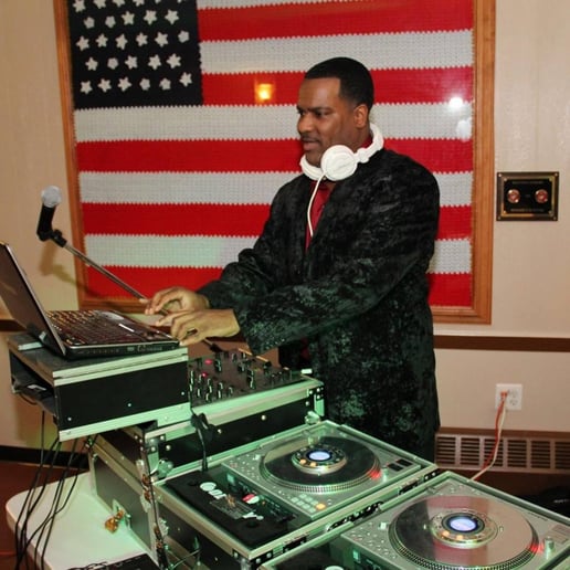 Gallery photo 4 of 1 Outstanding Event Planning DJ R-Boogie
