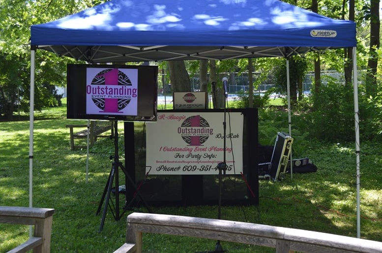 Gallery photo 7 of 1 Outstanding Event Planning DJ R-Boogie