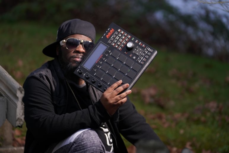 Gallery photo 2 of 2piece