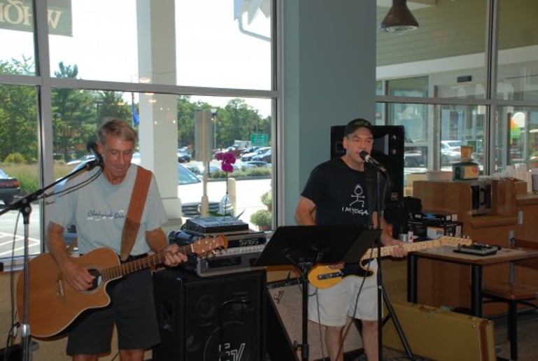 Gallery photo 1 of A Night Out with Art and Vito