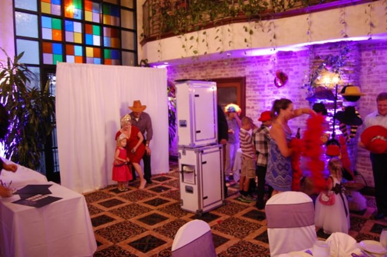 Gallery photo 8 of A Night To Remember Entertainment