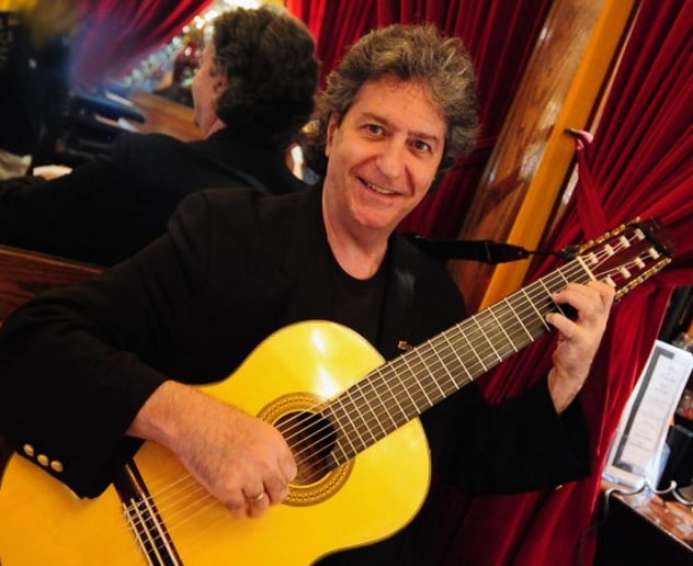 Gallery photo 2 of Andrew Schulman