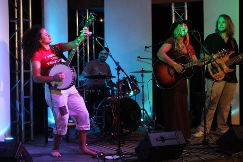 Gallery photo 2 of Acoustic Performance