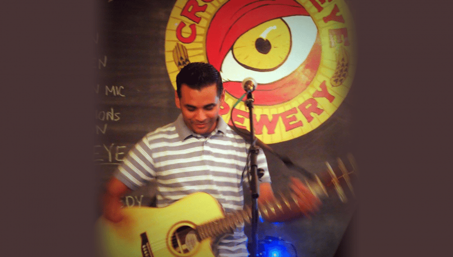 Gallery photo 2 of Acoustic Vik