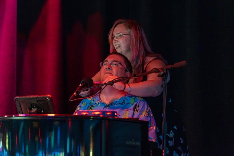 Gallery photo 9 of Piano Show 2 Go