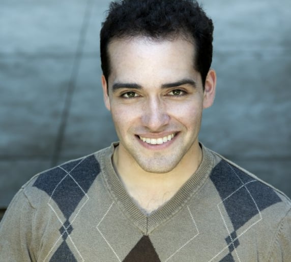 Gallery photo 2 of Adrian Rosales -Baritone-