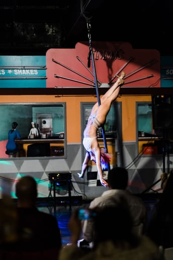 Gallery photo 13 of Aerialist - Jane Air