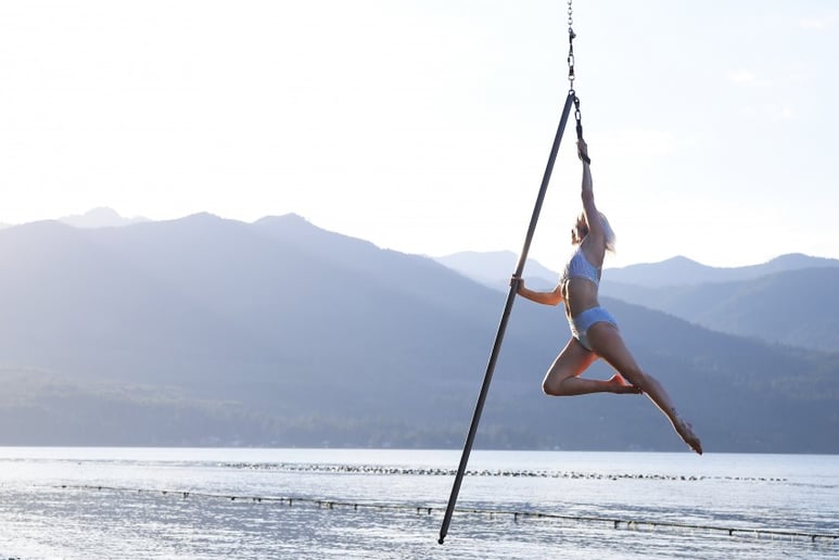 Gallery photo 4 of Aerialist - Jane Air