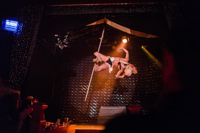 Gallery photo 21 of Aerialist - Jane Air