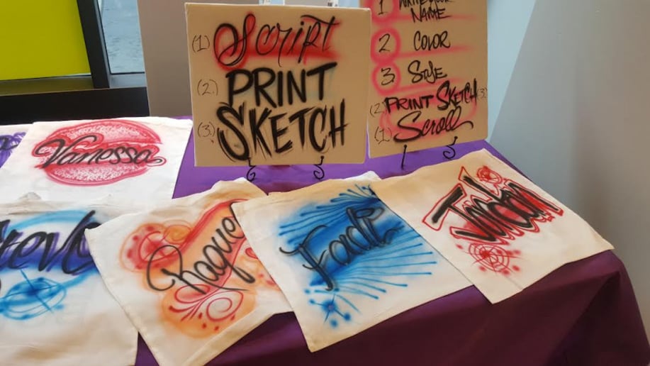 Gallery photo 1 of Airbrush' N' Stuff