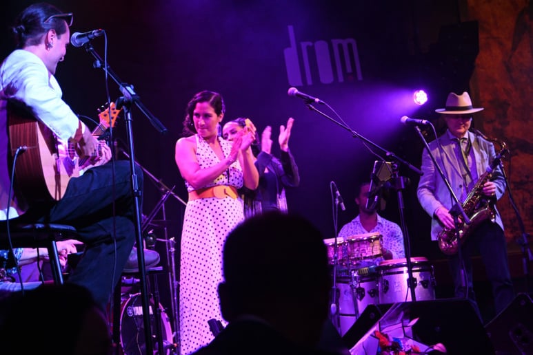 Gallery photo 1 of Alberto el Mamífero