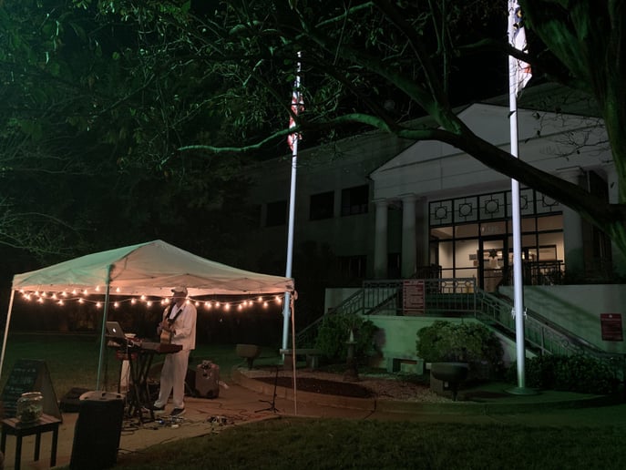 Gallery photo 3 of Alex Williams