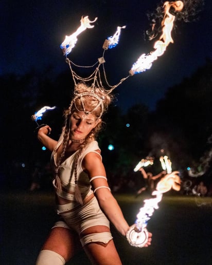 Gallery photo 1 of Allie PyroCat