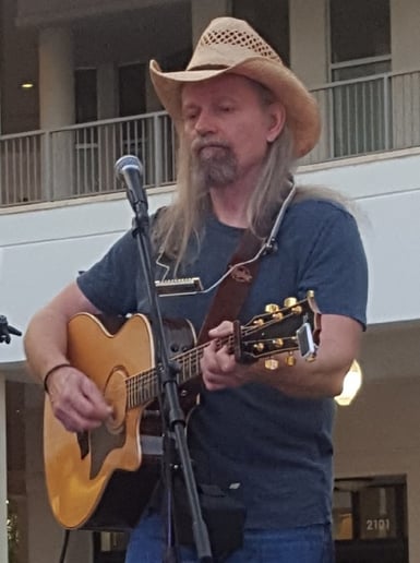 Gallery photo 3 of Kenny Karr