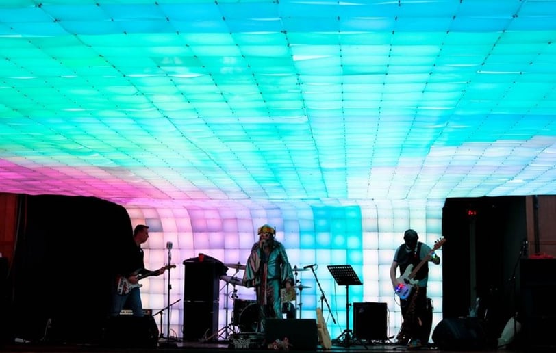 Gallery photo 1 of Amoeba Knievel