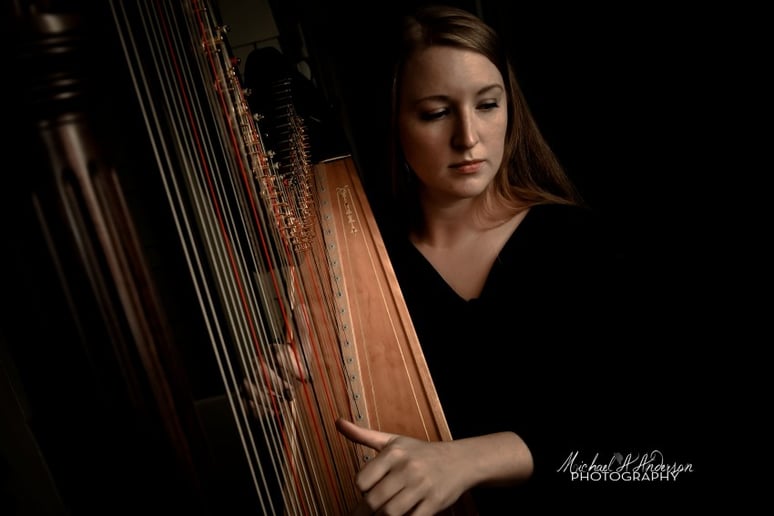 Gallery photo 4 of Andrea Mumm, Harpist