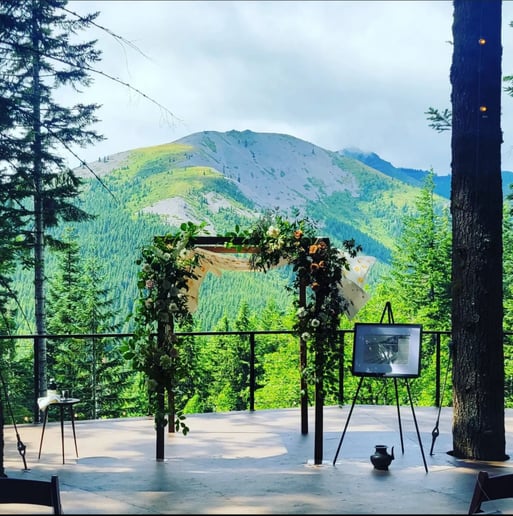 Gallery photo 3 of Andy's Serving Staff