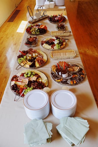 Gallery photo 10 of Andy's Serving Staff