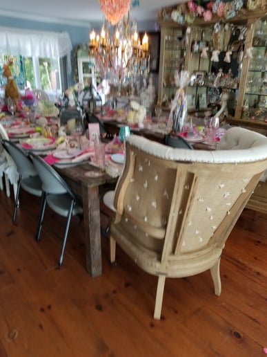 Gallery photo 7 of Angel Waitress Service