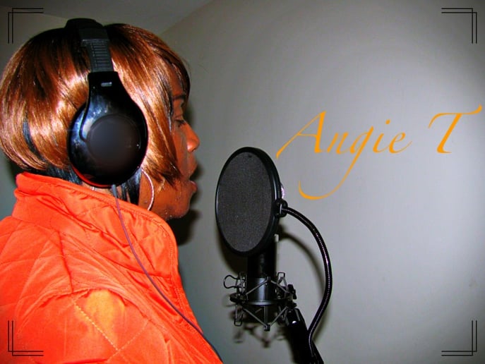 Gallery photo 1 of Angie T