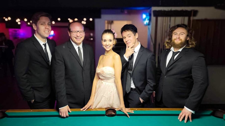 Gallery photo 3 of Ashley Anne and The Carnations