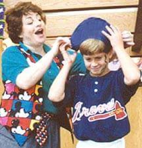 Gallery photo 10 of Award-Winning Comedy Magician & Mentalist Debbie Leifer