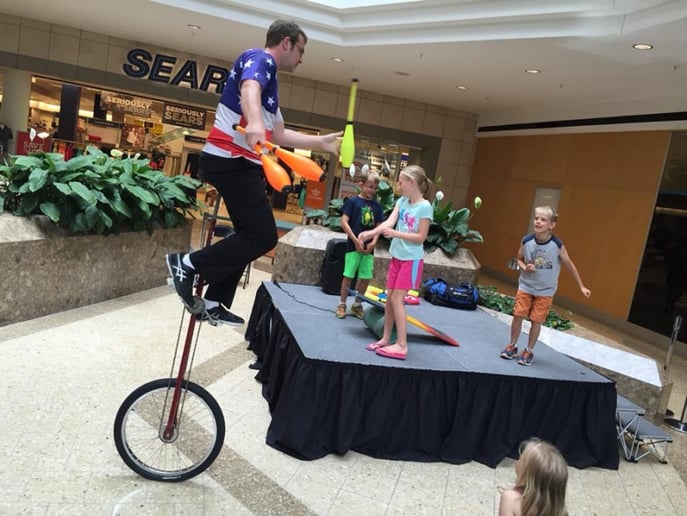 Gallery photo 43 of Awesome Entertainment