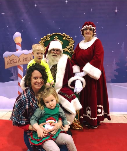 Gallery photo 46 of Awesome Entertainment