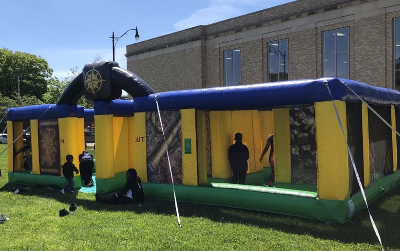 Gallery photo 50 of Awesome Entertainment