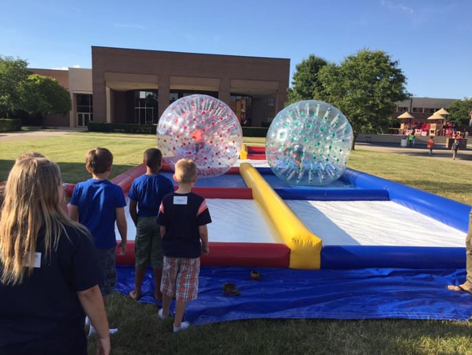 Gallery photo 62 of Awesome Entertainment