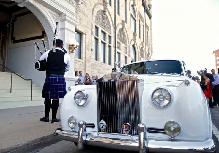 Gallery photo 2 of Wichita Bagpiper