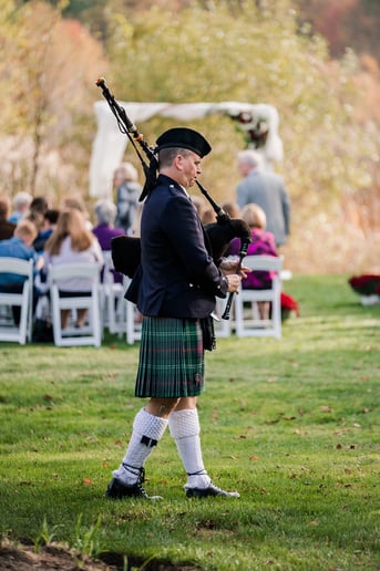Gallery photo 8 of Bagpiper Stephen Holter
