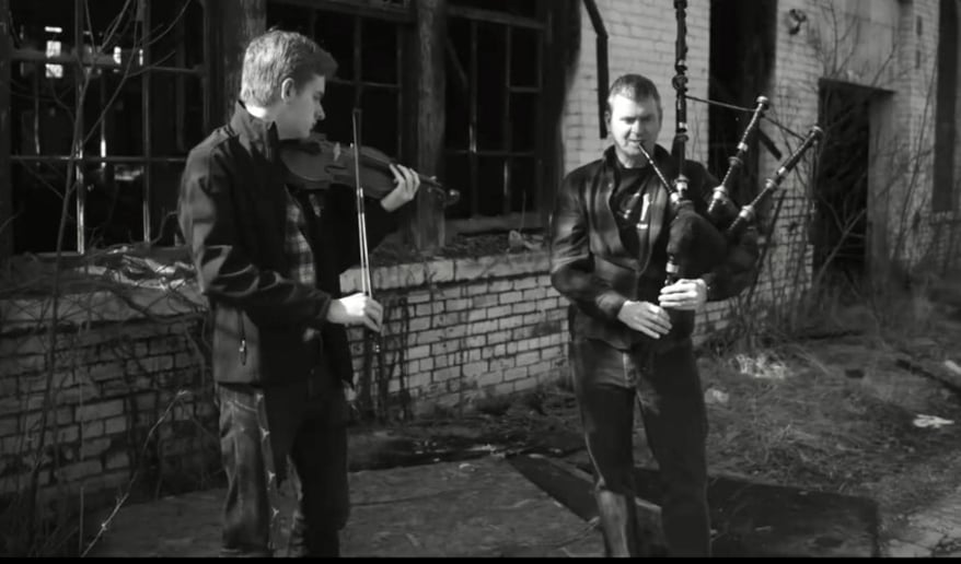 Gallery photo 10 of Bagpiper Stephen Holter