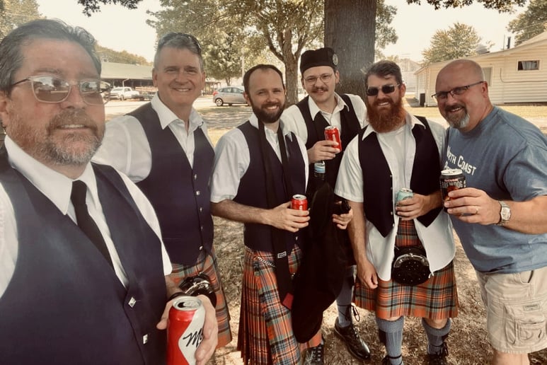 Gallery photo 13 of Bagpiper Stephen Holter