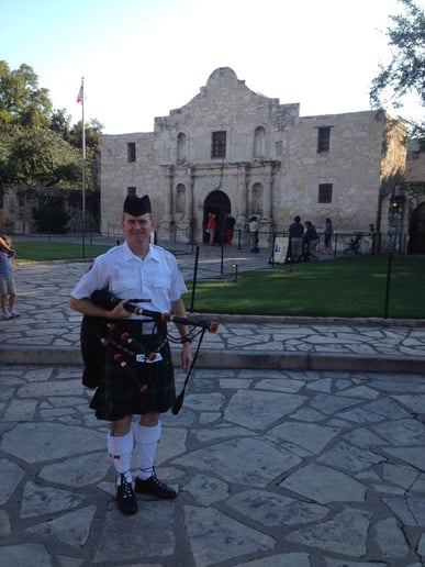 Gallery photo 19 of Bagpiper Stephen Holter