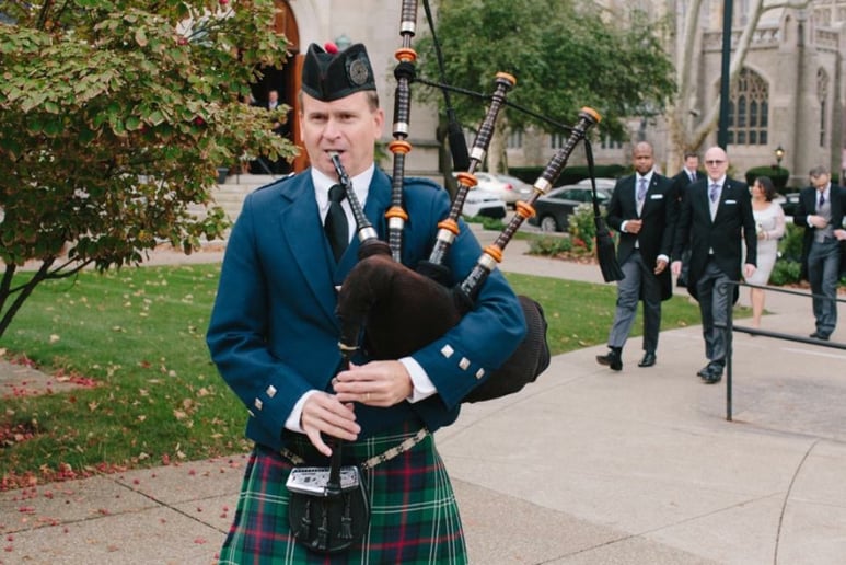 Gallery photo 16 of Bagpiper Stephen Holter