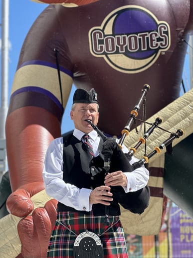 Gallery photo 23 of Bagpiper Stephen Holter