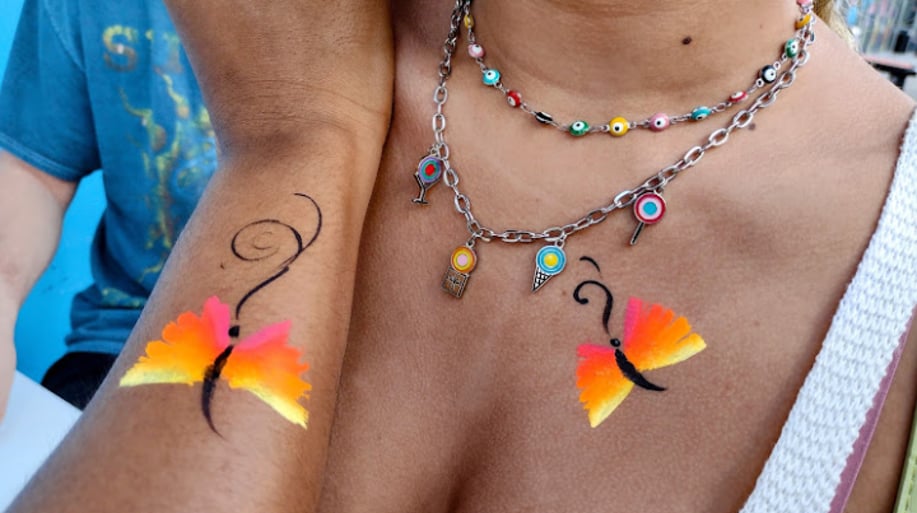 Gallery photo 77 of Balloon Art and Face Painting by Irina