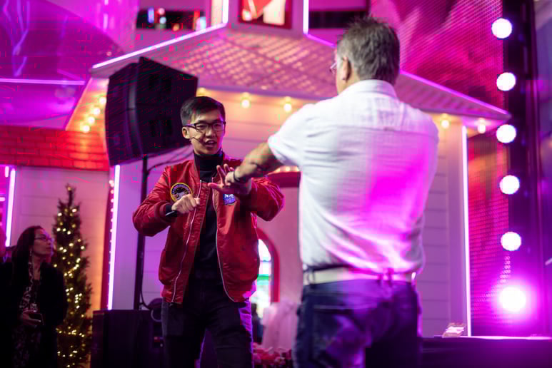 Gallery photo 11 of Bao Hoang, Magician