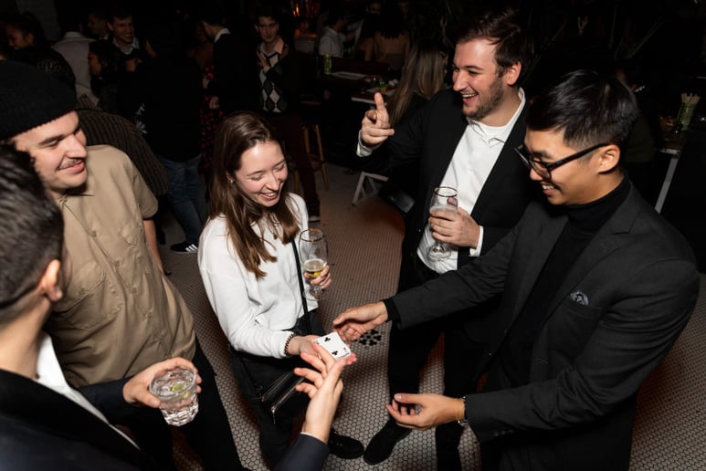 Gallery photo 12 of Bao Hoang, Magician