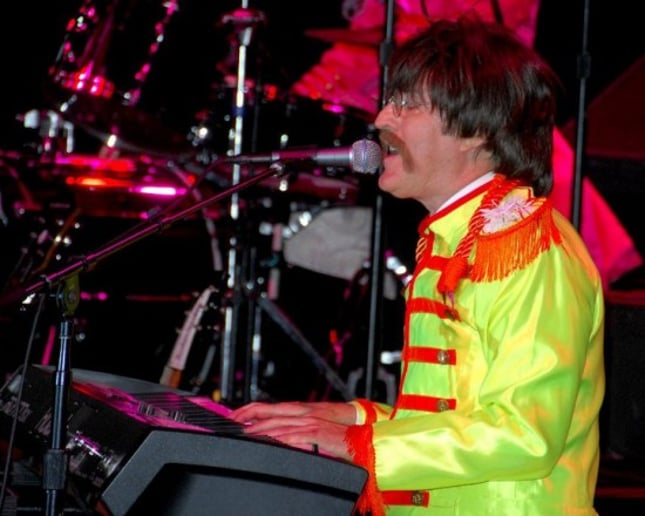 Gallery photo 4 of Beatlemajesty