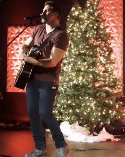 Gallery photo 9 of Worship With Daniel Troutman