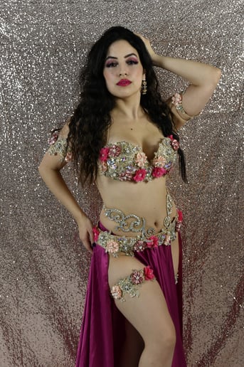 Gallery photo 3 of Bellydance by Samantha