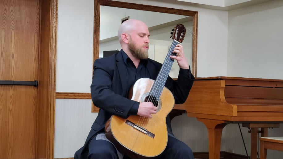 Gallery photo 4 of Ben Lougheed