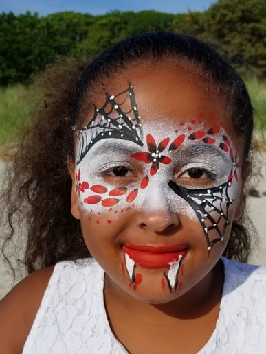 Gallery photo 1 of Beth Parkes Face Painting