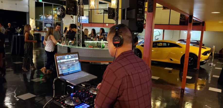 Gallery photo 8 of Block Party Entertainment