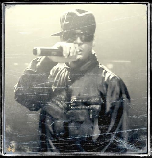 Gallery photo 4 of Akshun Man