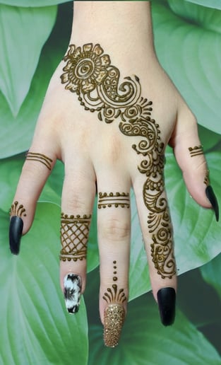 Gallery photo 6 of Blue Lotus Mehndi